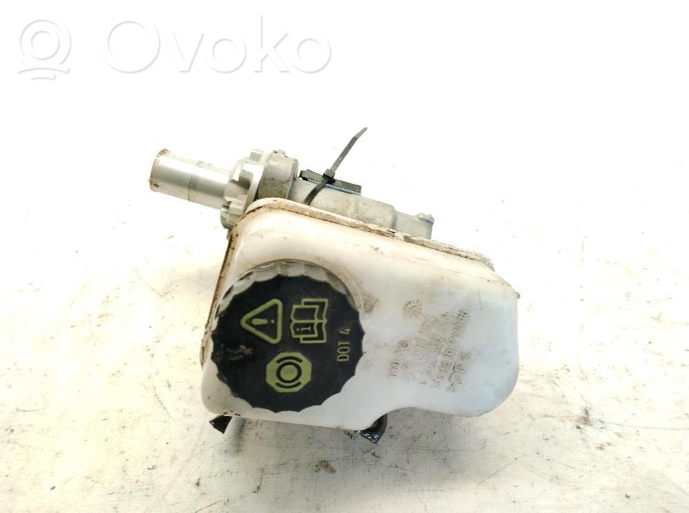 Audi A3 S3 8V Główny cylinder hamulca 