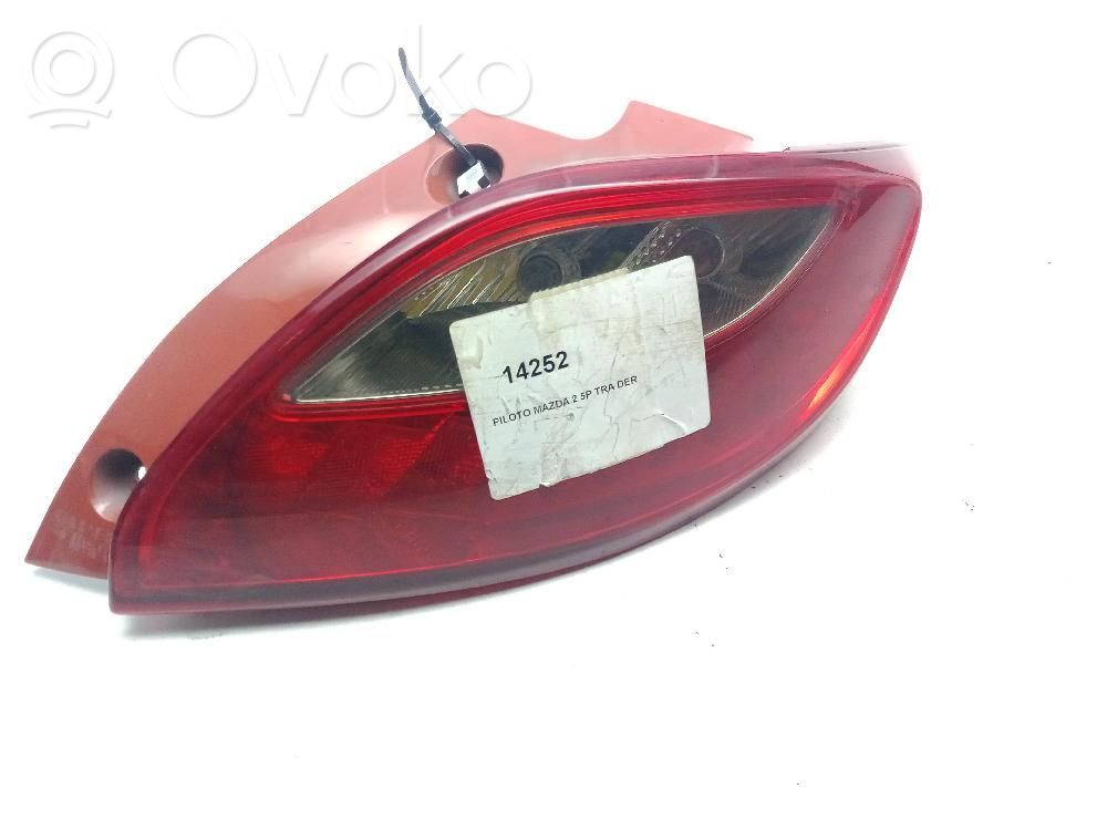 Mazda 2 Takavalot 