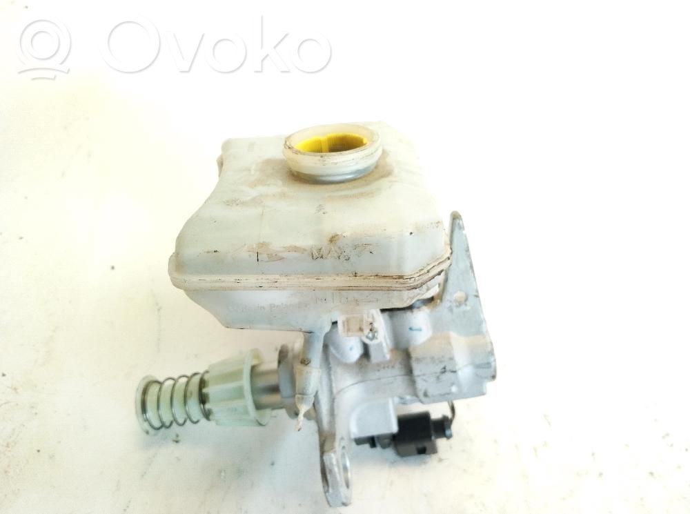 Audi A4 S4 B9 Pompă centrală de frână 