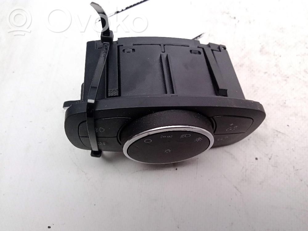 Interruptor de luz   2430314