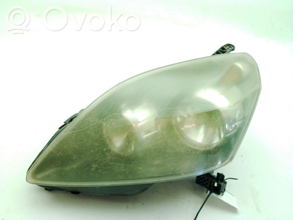 Opel Zafira B Lampa przednia 