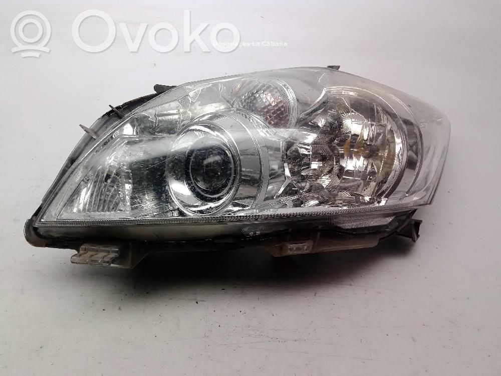 Toyota Auris E180 Phare frontale 