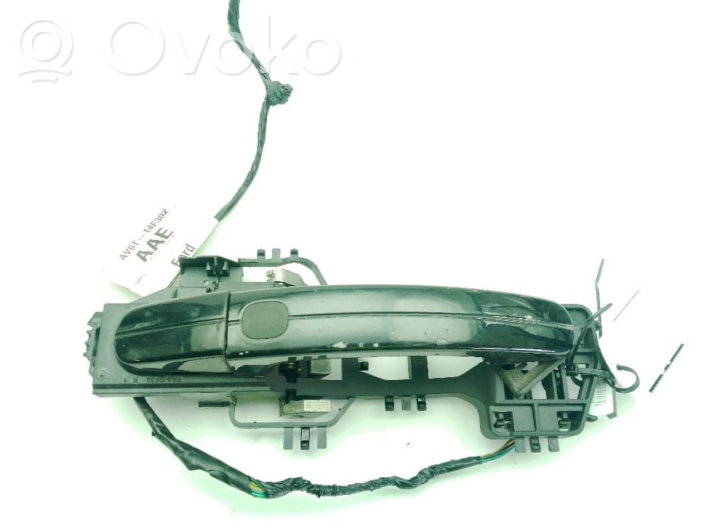 Ford Grand C-MAX Manecilla externa puerta delantera 