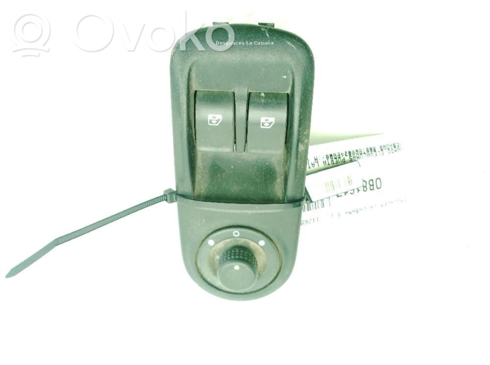 Renault Master II Electric window control switch 
