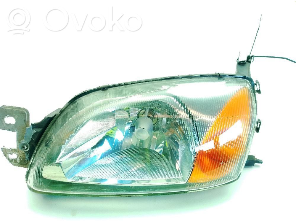 Ford Fiesta Lampa przednia 