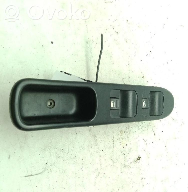 Electric window control switch   6554E9