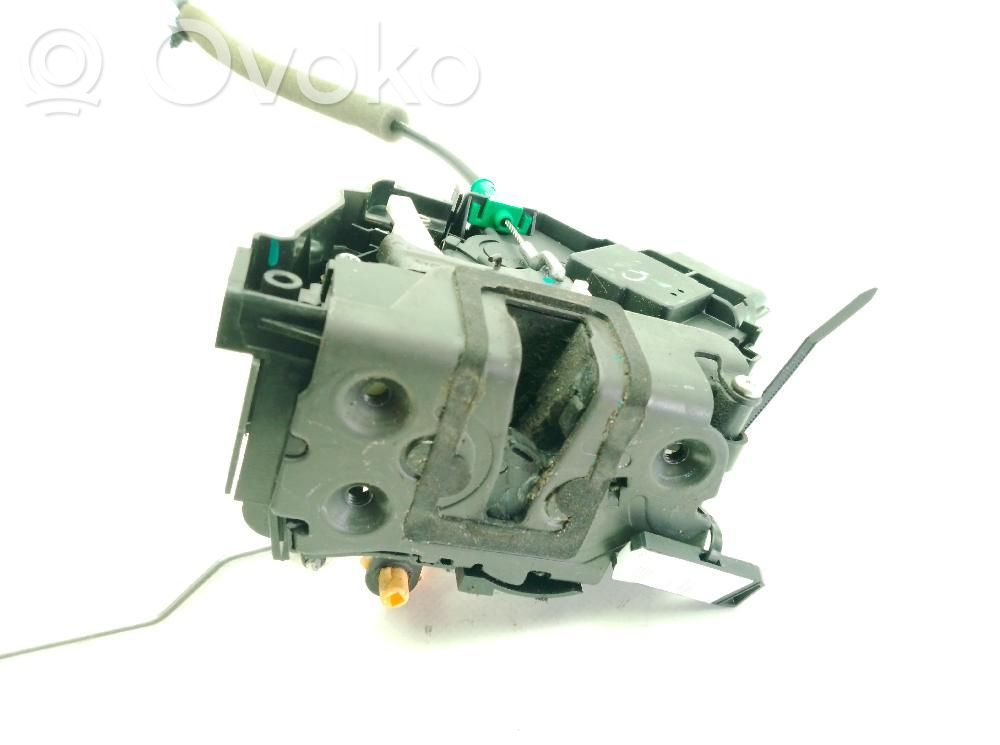 Etuoven lukko   2435716