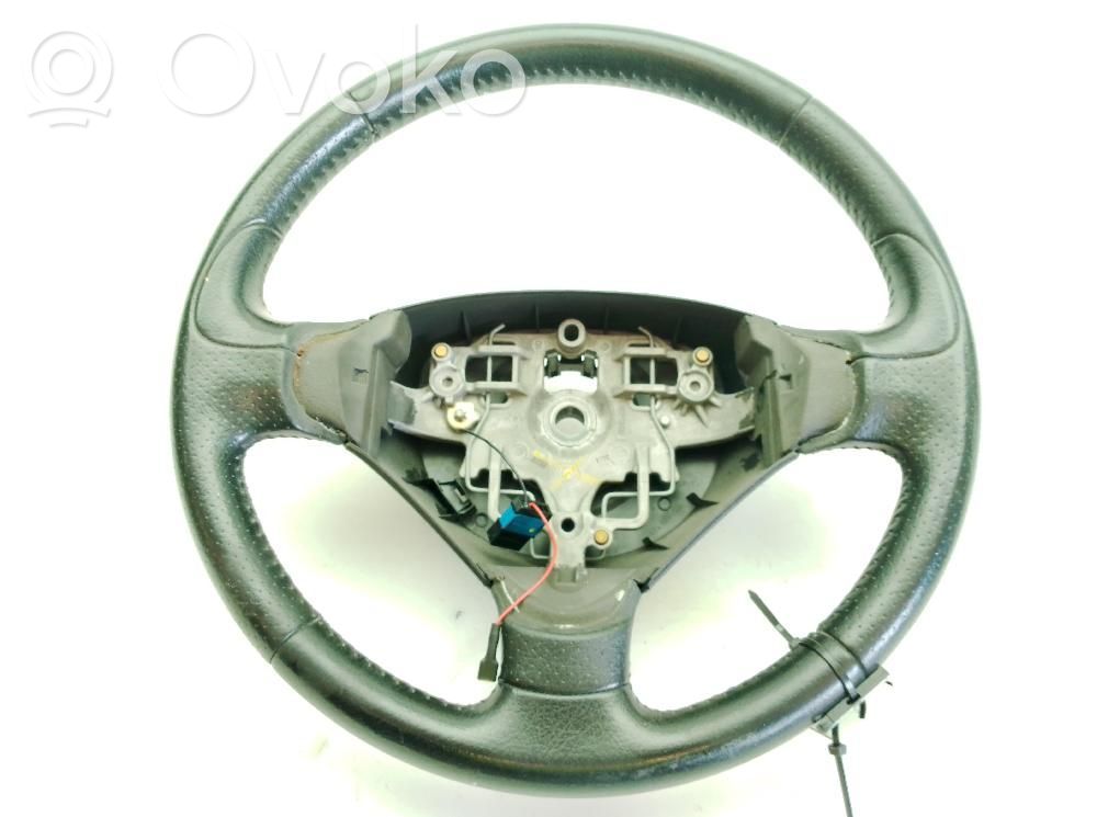Peugeot 207 Lenkrad 