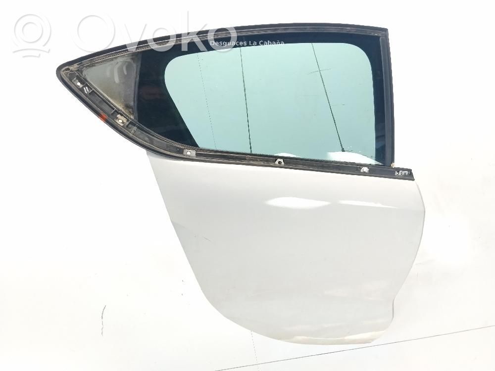 Galinės durys   9008X4