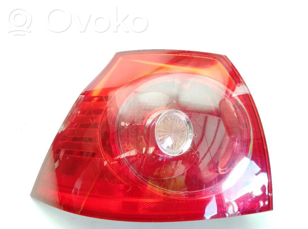 Volkswagen Golf V Lampă spate în caroserie 