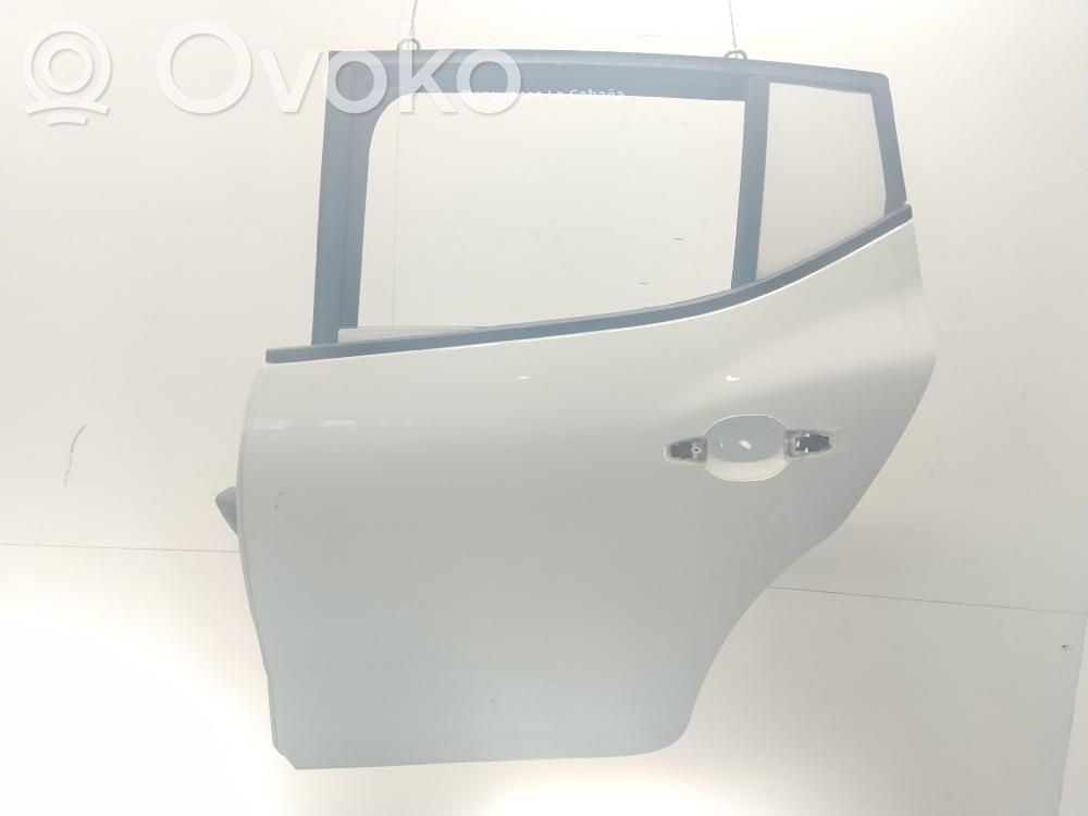 Takaovi   821016131R
