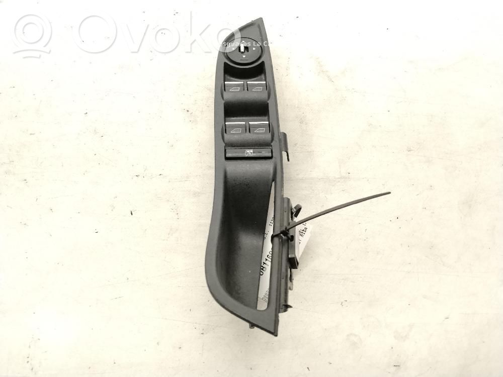 Electric window control switch   2029540