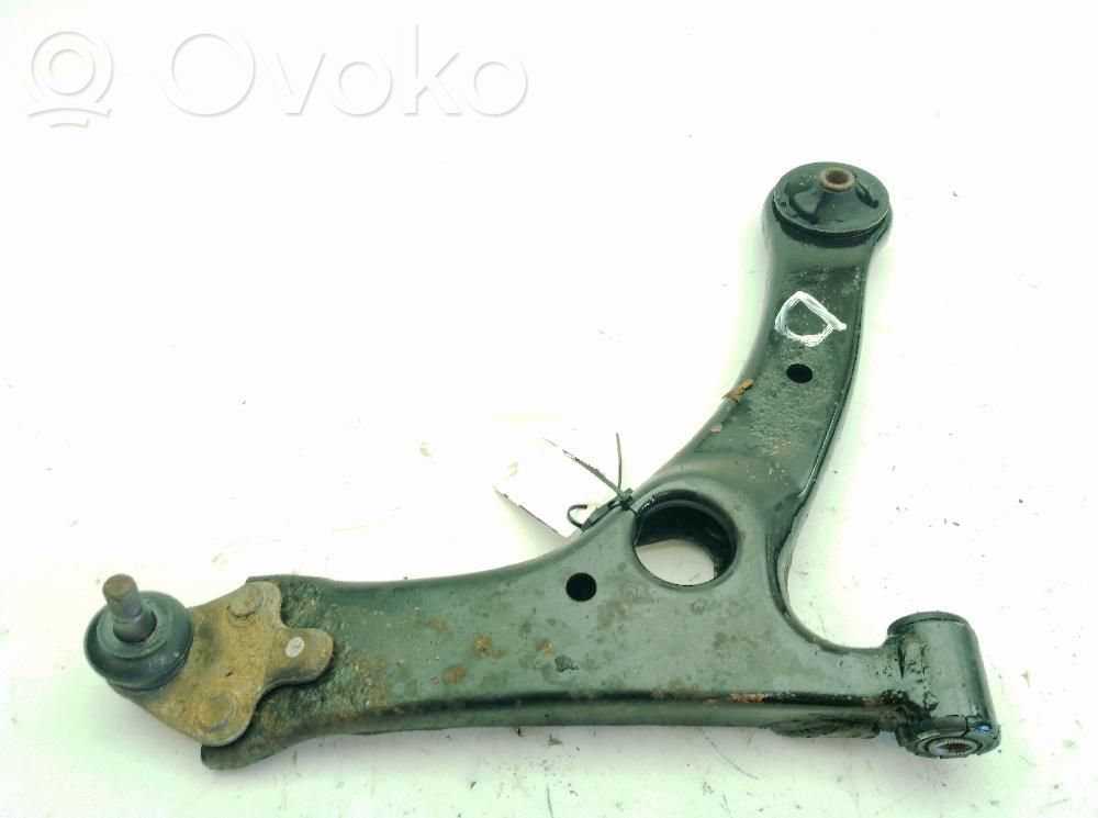 Toyota Avensis T250 Basculă inferioară față 