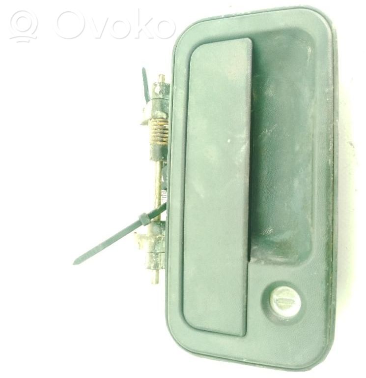 Manecilla externa puerta delantera