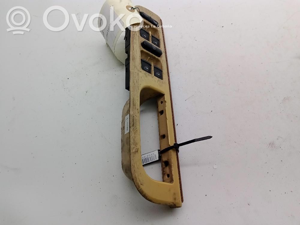 Interruptor del elevalunas eléctrico   1J4959857B