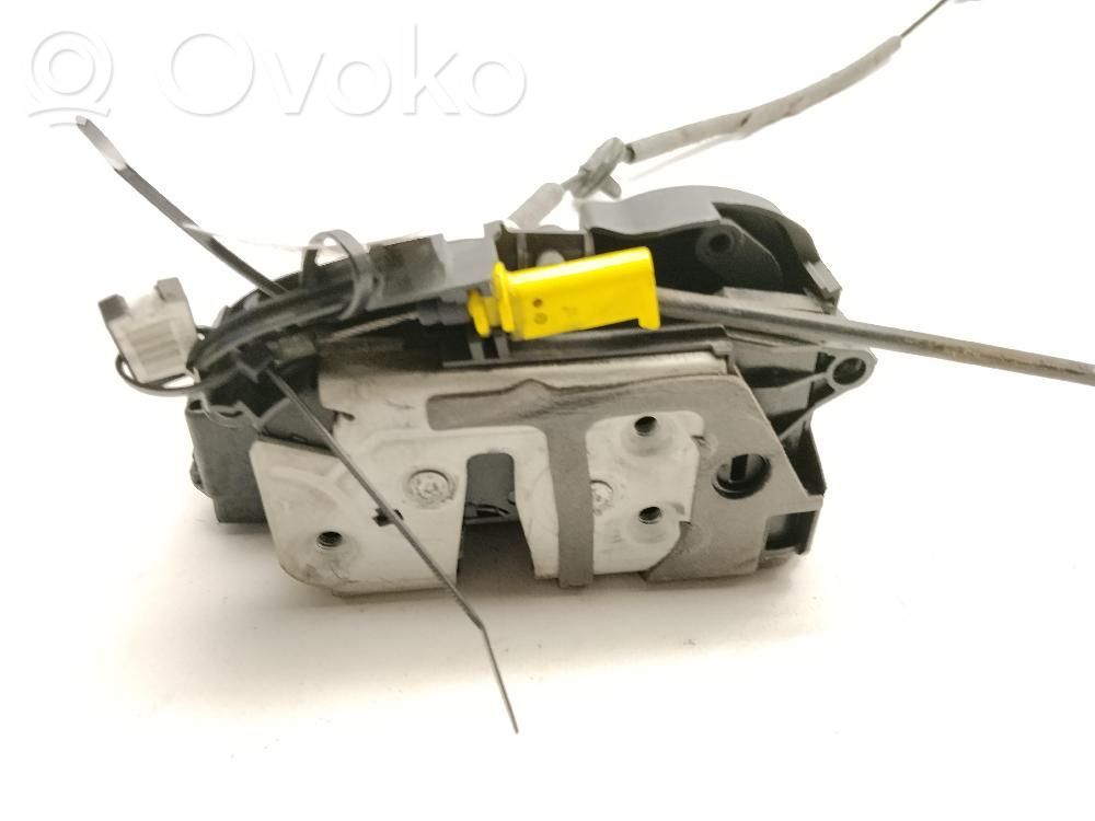 Ford Kuga II Etuoven lukko