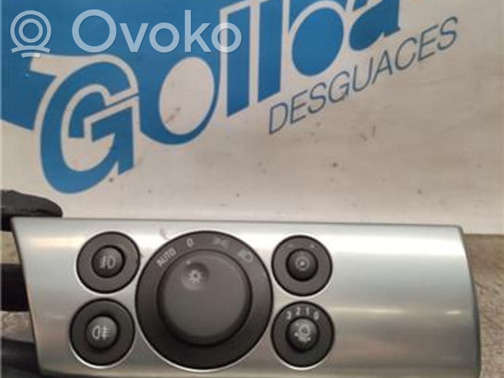 Opel Astra H Light switch 