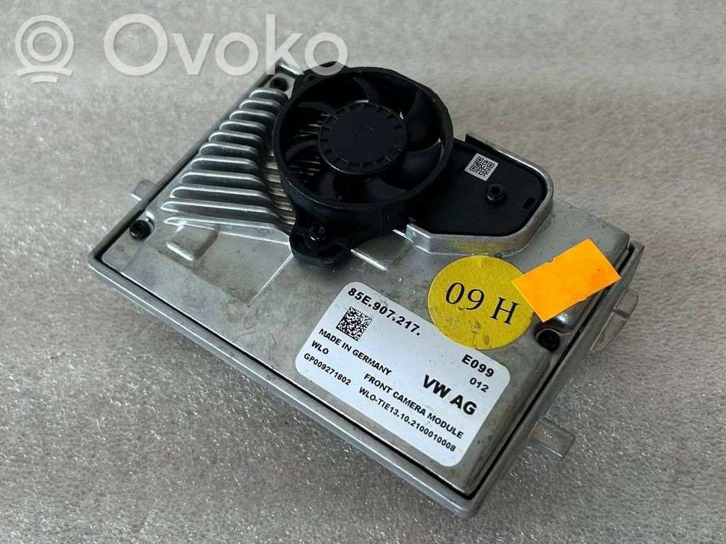 Windshield/windscreen camera   85E907217