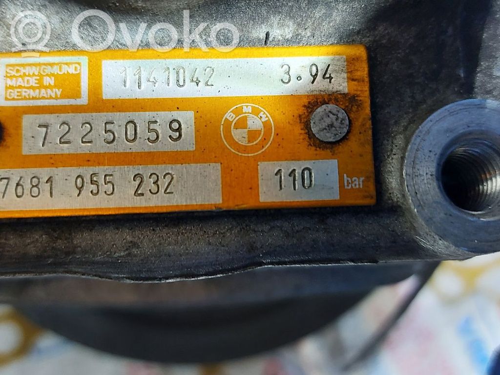 Power steering pump   7225059,103718