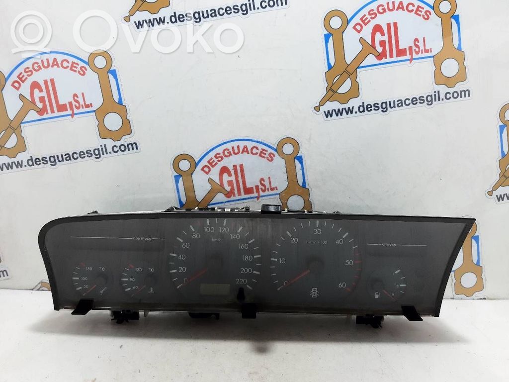 Citroen Xantia Speedometer (instrument cluster) 