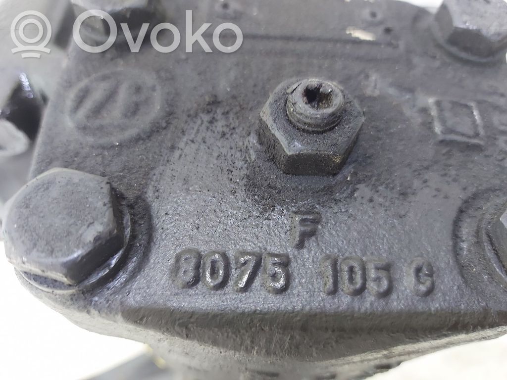 Stūres statnis   8075105C,121066