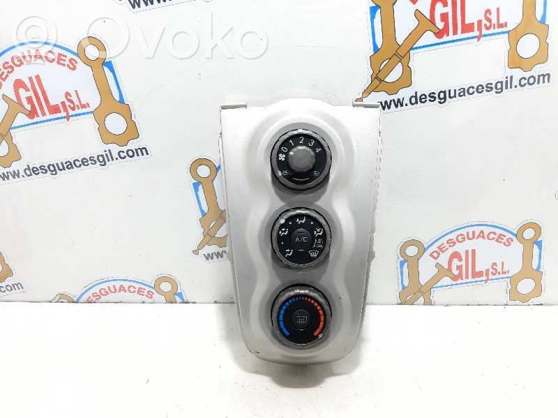 Climate control unit   100596