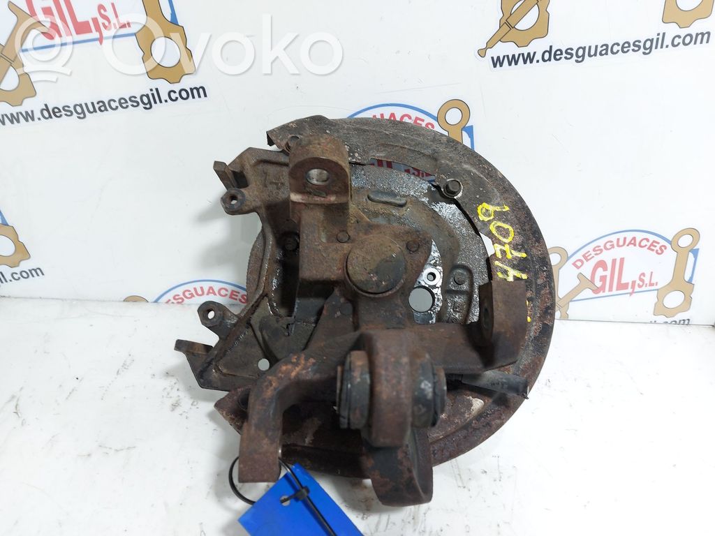 Achsschenkel hinten   104709