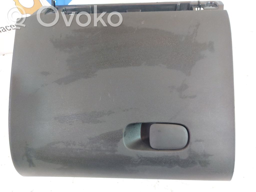Glove box   126079