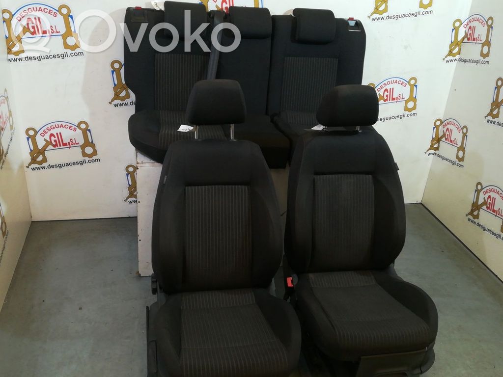 Volkswagen Polo Set sedili 