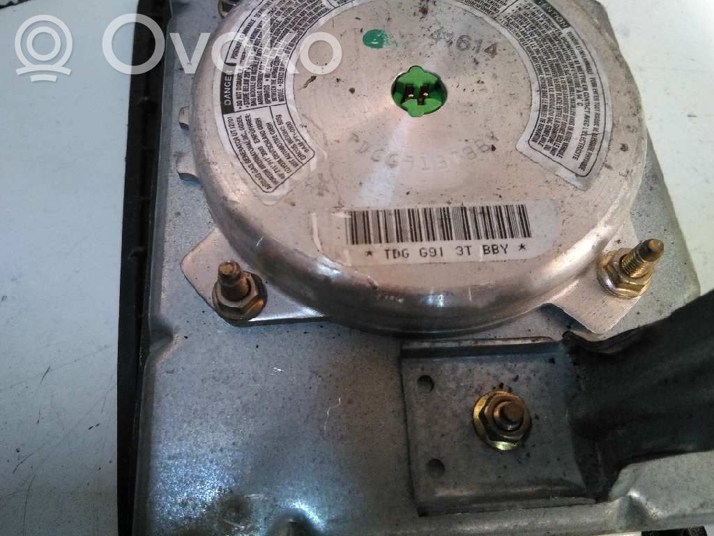 Toyota Carina T190 Keleivio oro pagalvė 