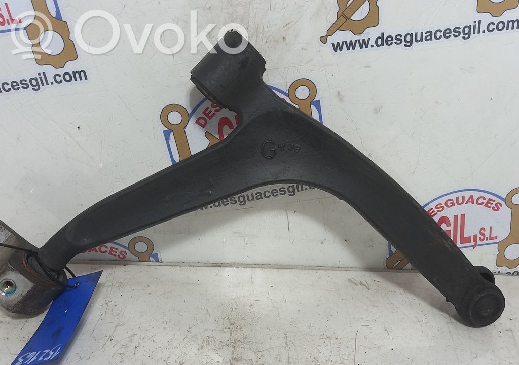 Citroen Xsara Picasso Braccio di controllo sospensione anteriore inferiore/braccio oscillante 