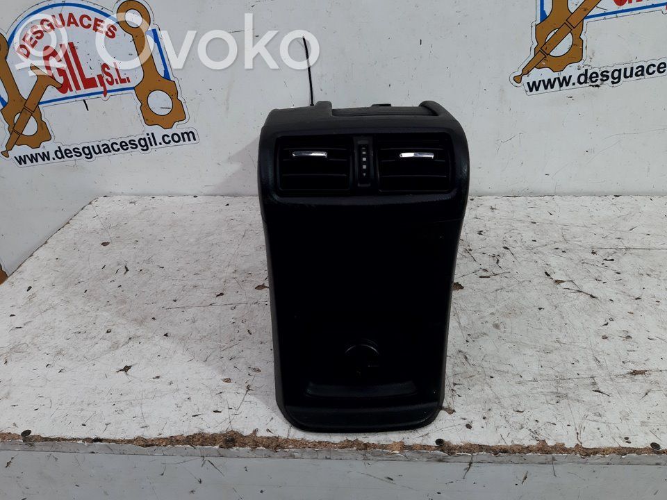 Chevrolet Orlando Podłokietnik tunelu środkowego 