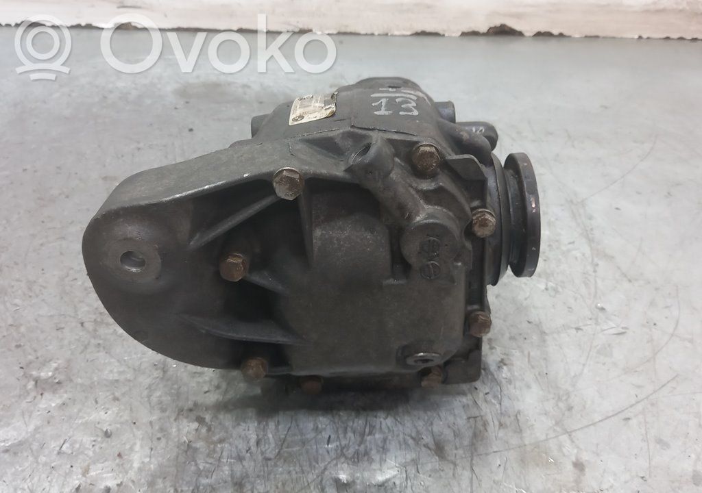 Rear differential   160586