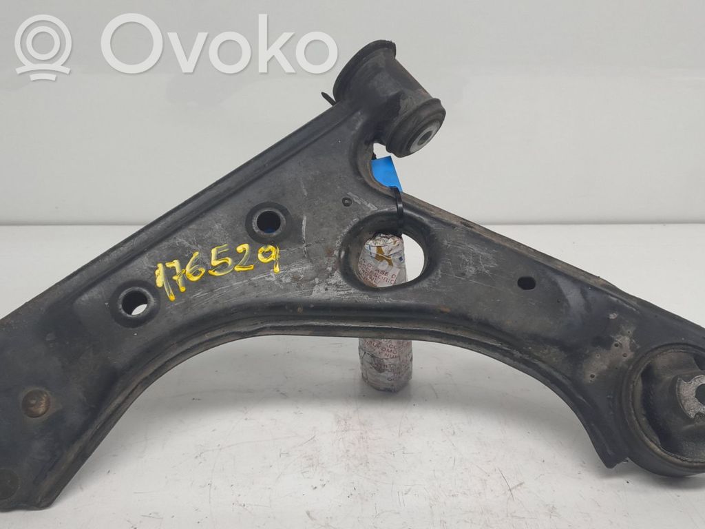 Peugeot Bipper Basculă inferioară față 