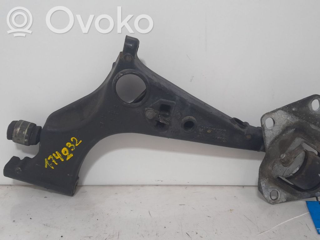 Renault Vel Satis Рычаг 