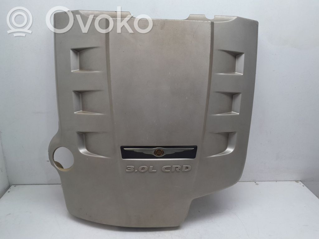 Chrysler 300 - 300C Engine cover (trim) 