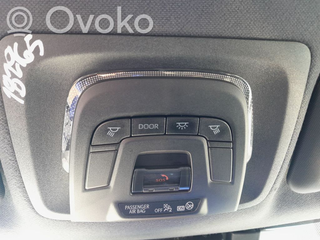 Luz del asiento delantero   182965