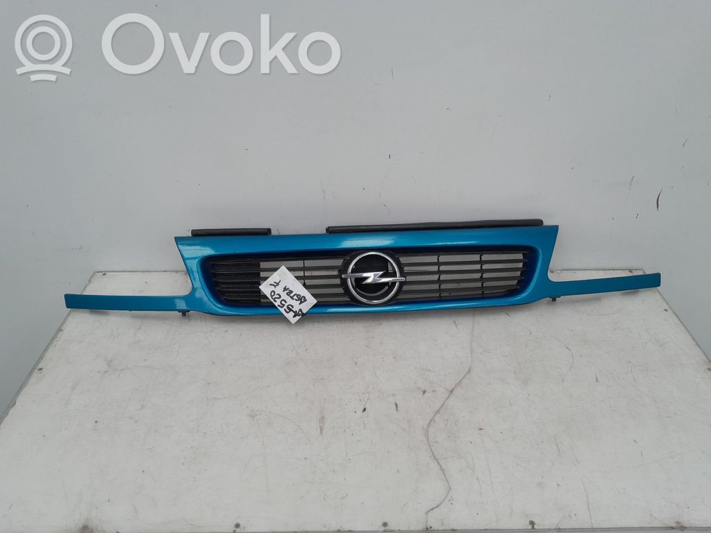 Opel Astra F Grille de calandre avant 
