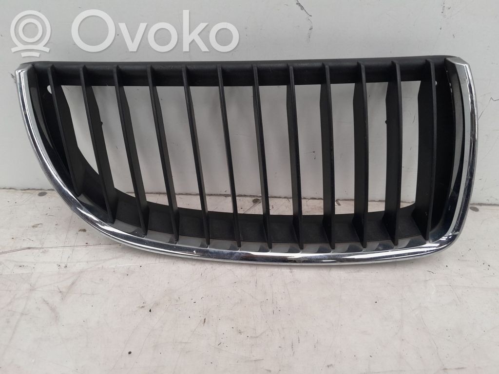 Front grill   22405910,193121