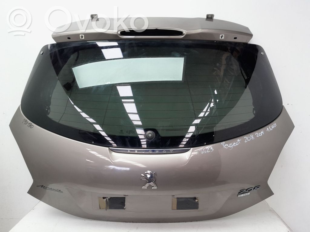 Peugeot 208 I Tylna klapa bagażnika 