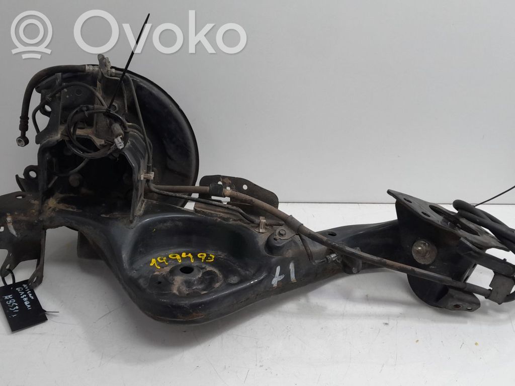 Nissan Qashqai Zwrotnica koła tylnego 