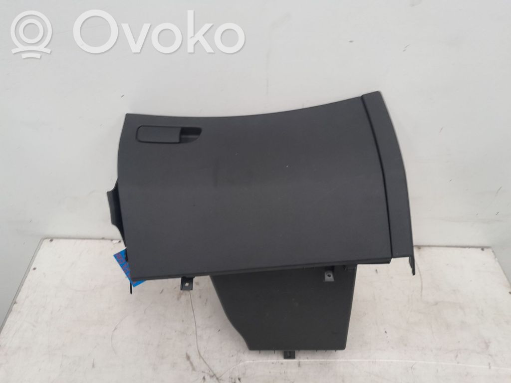Honda Civic Glove box 