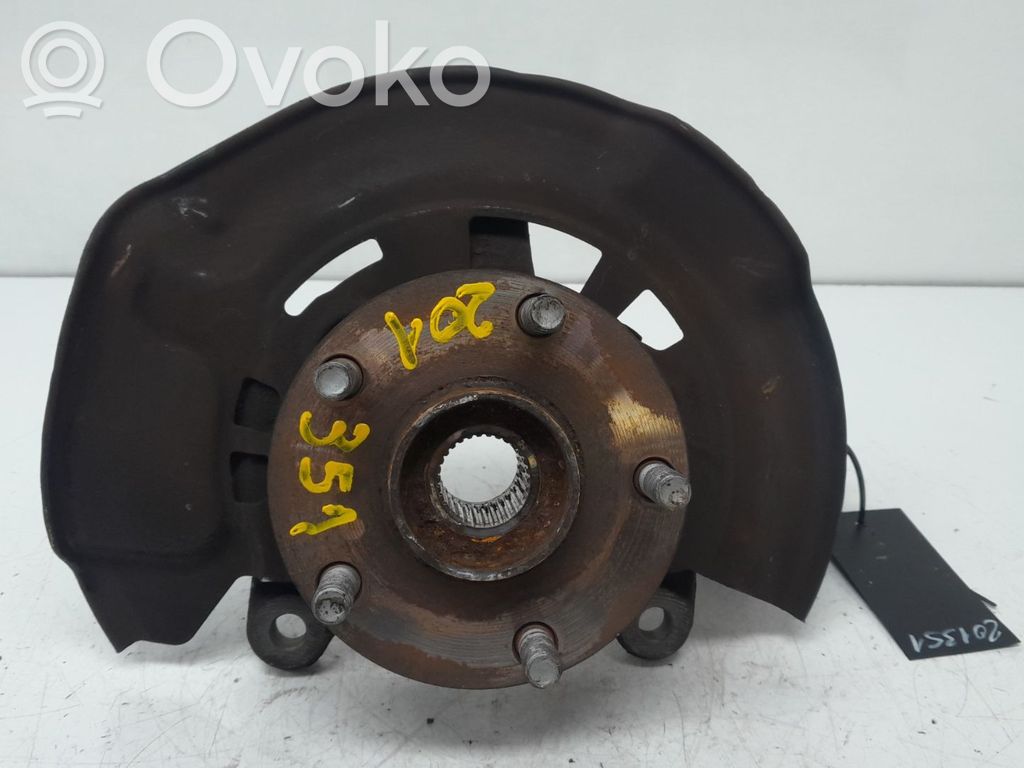 Toyota Auris 150 Zwrotnica koła przedniego 
