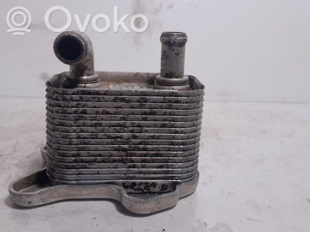 Opel Astra H Radiatore dell’olio del motore
