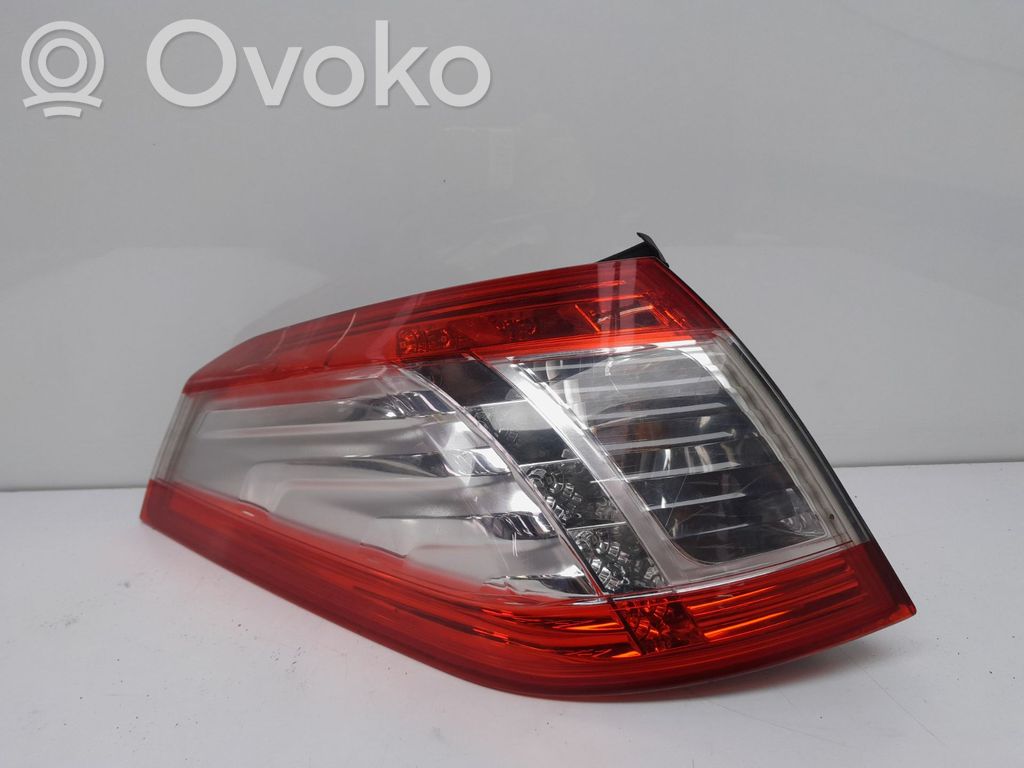 Peugeot 508 Lampă spate în caroserie 