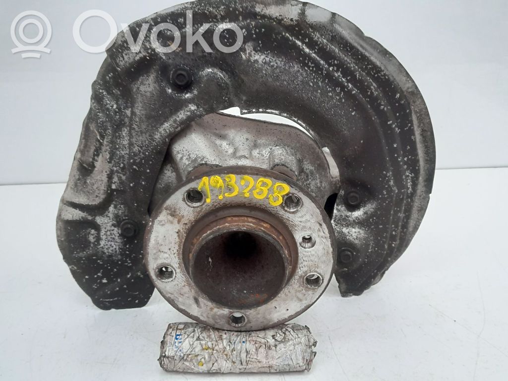 Zwrotnica koła przedniego   31216764443,193288
