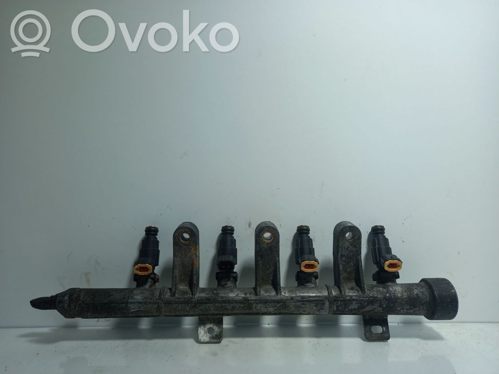 Hyundai Accent Rampă alimentare injectoare