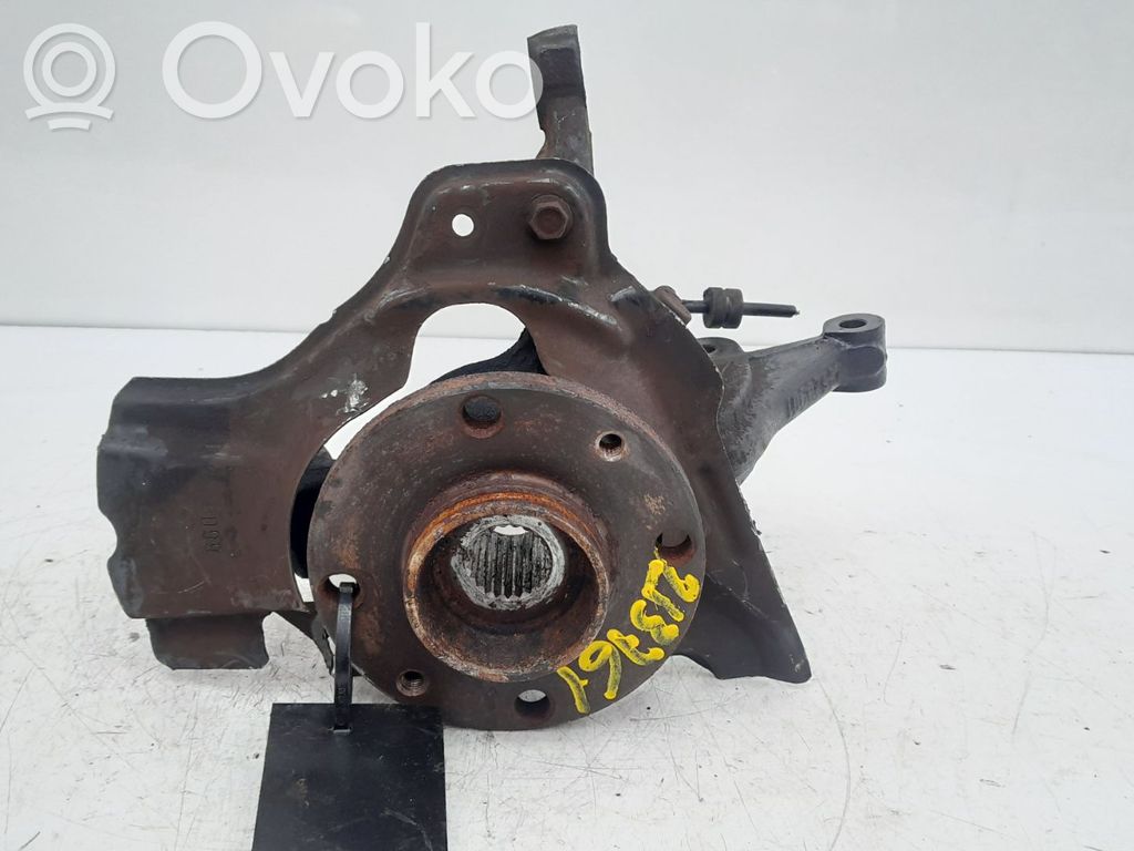 Fiat Punto (188) Fusée d'essieu de moyeu de la roue avant