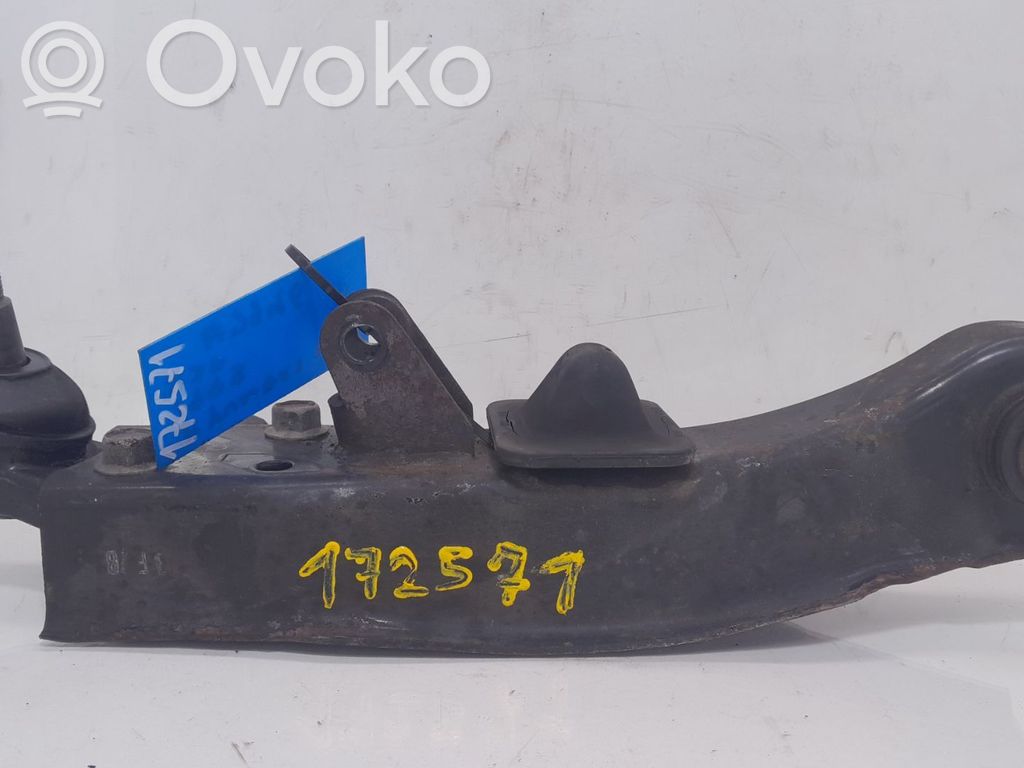 Hyundai H-1, Starex, Satellite Dolny wahacz przedni 
