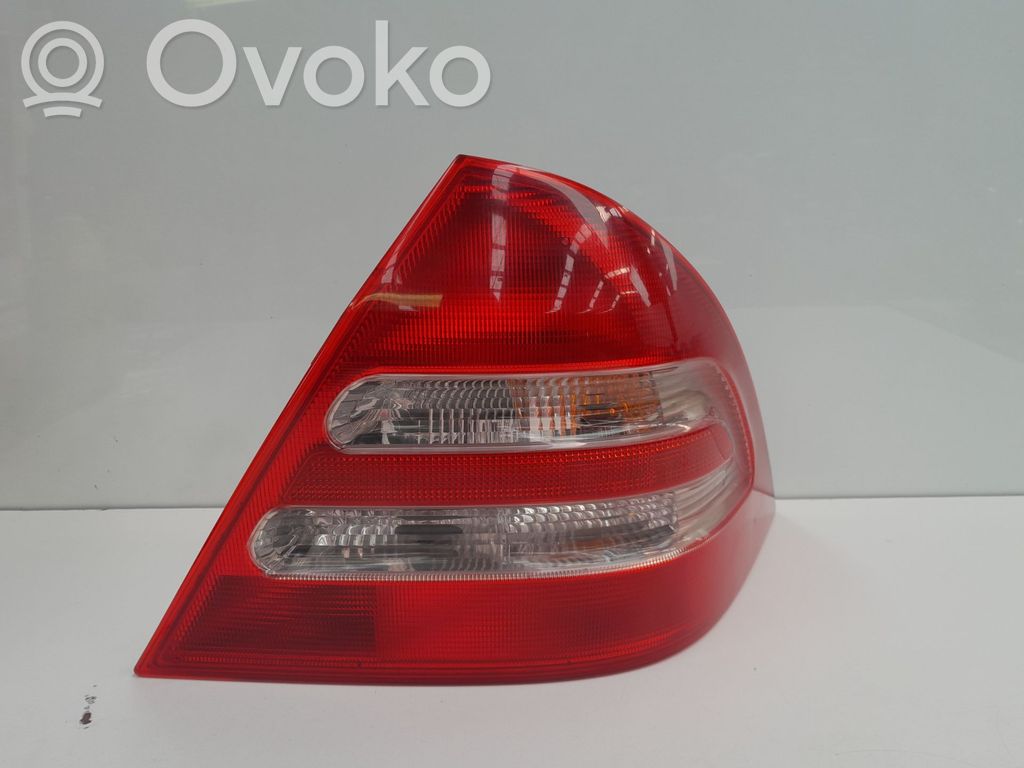 Mercedes-Benz C W203 Luci posteriori
